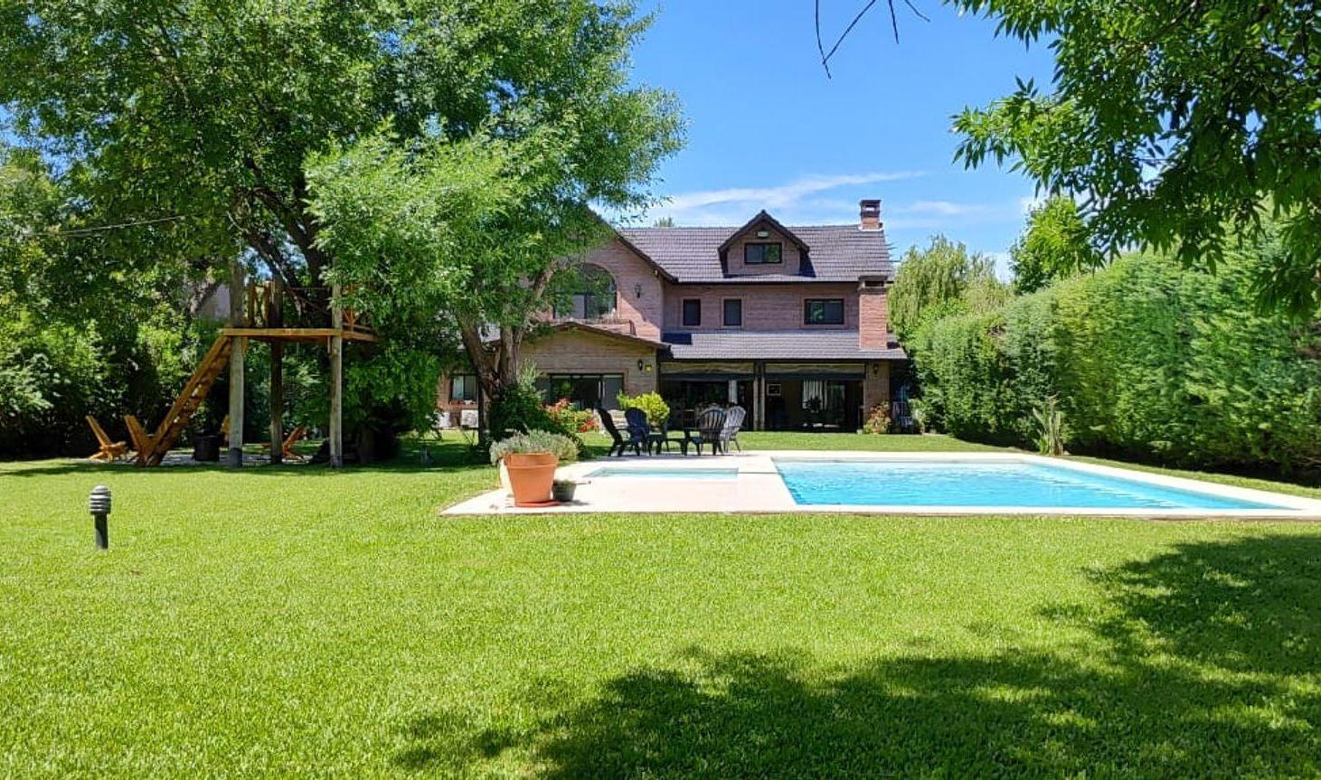 Foto de CASA VENTA 6 AMB/PIL/JACUZZY B LA CELINA MASCHWITZ, imagen 3