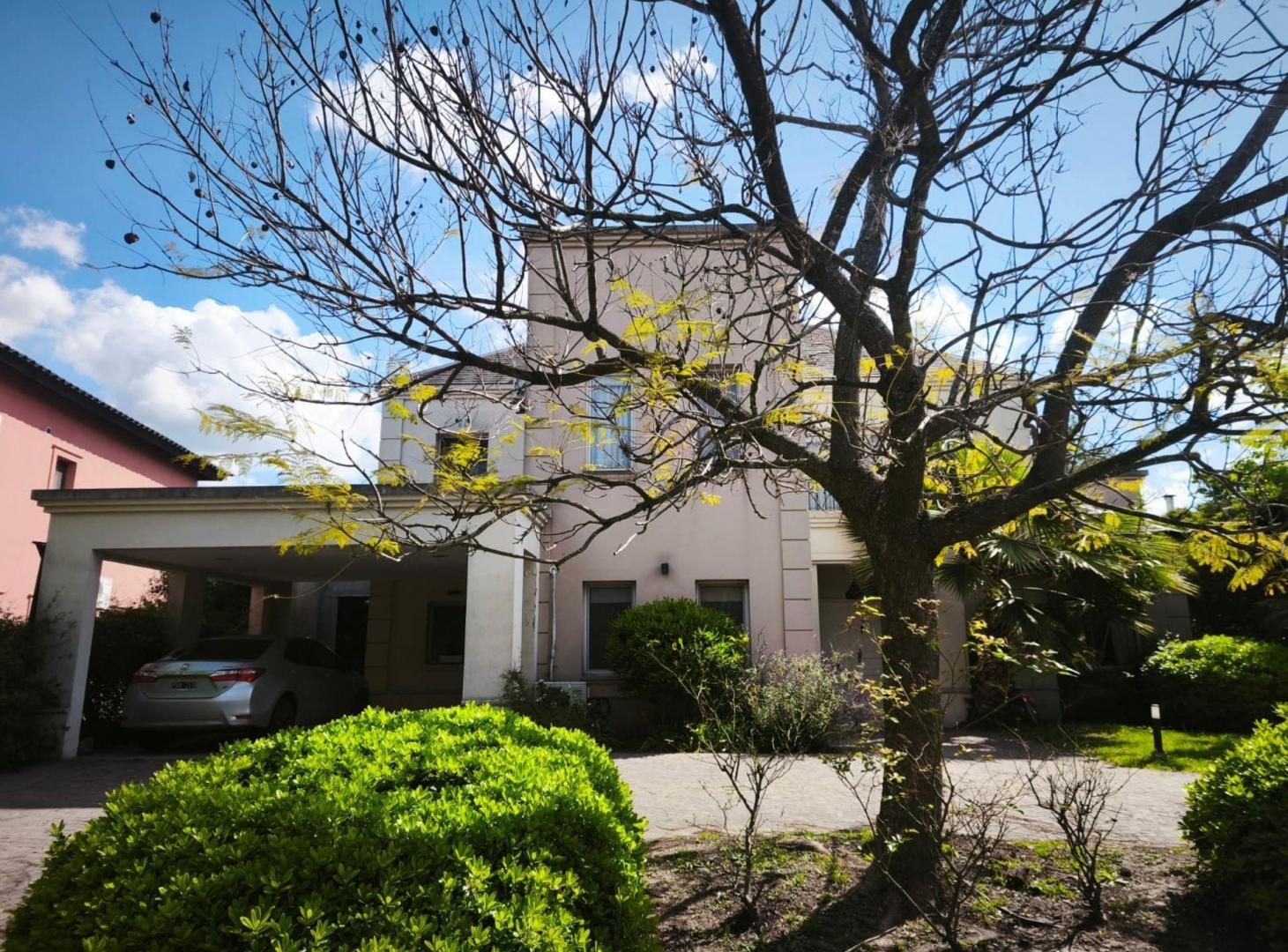 Foto de VENTA CASA DE 4 DORMITORIOS EN BARRIO SEPTIEMBRE,, imagen 1