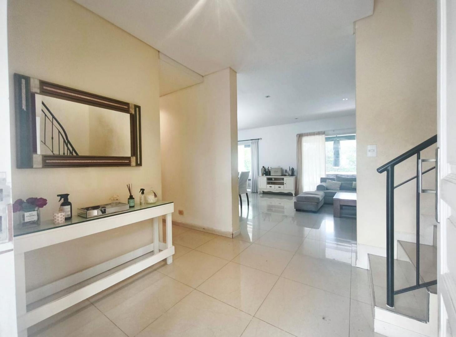 Foto de VENTA CASA DE 4 DORMITORIOS EN BARRIO SEPTIEMBRE,, imagen 4