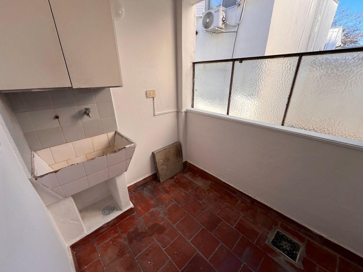 Foto de Departamento de 74 m² con 2 dormitorios en venta en La Plata, imagen 5