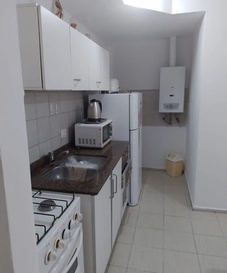 ALQUILO NUEVA CORDOBA CON BALCON- Bv illia 536 3