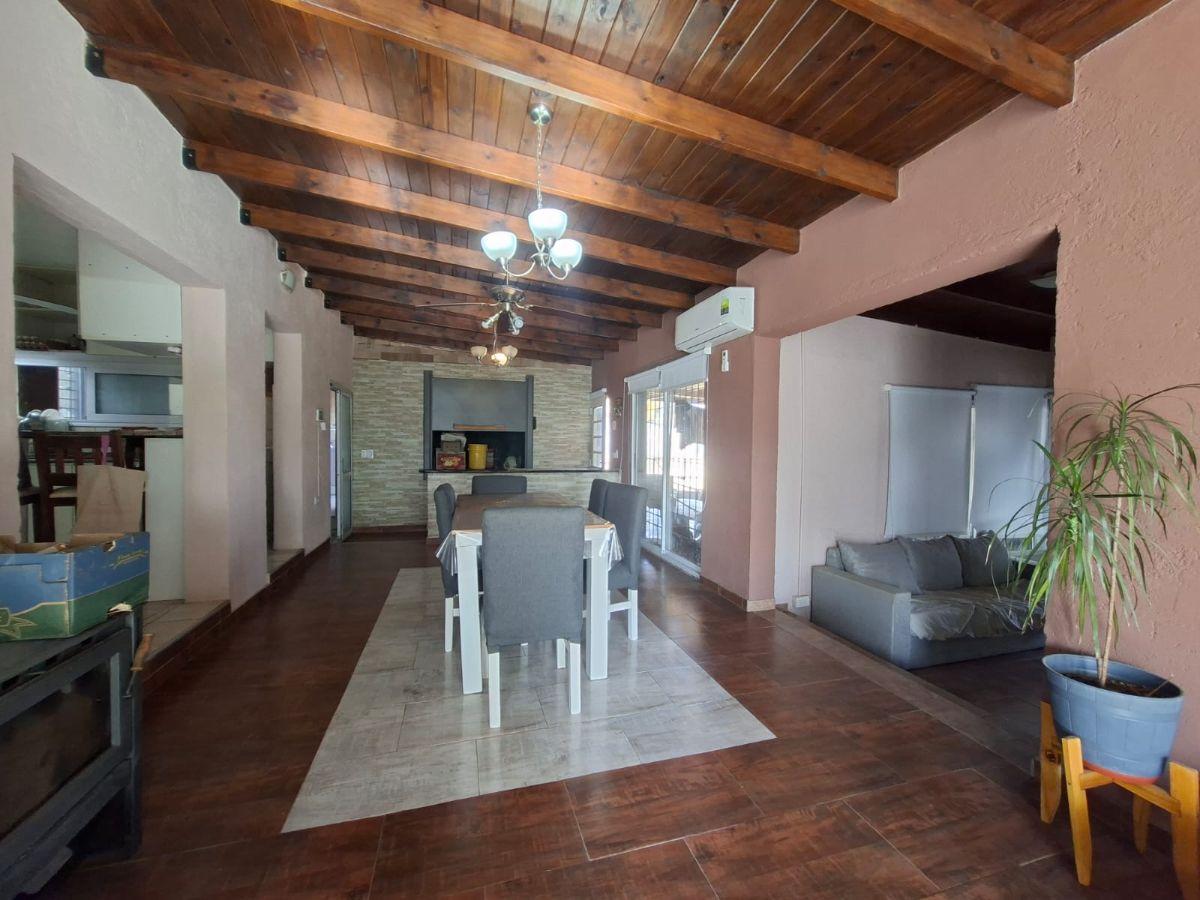 VENDO ESPECTACULAR CASA EN VILLA GIARDINO