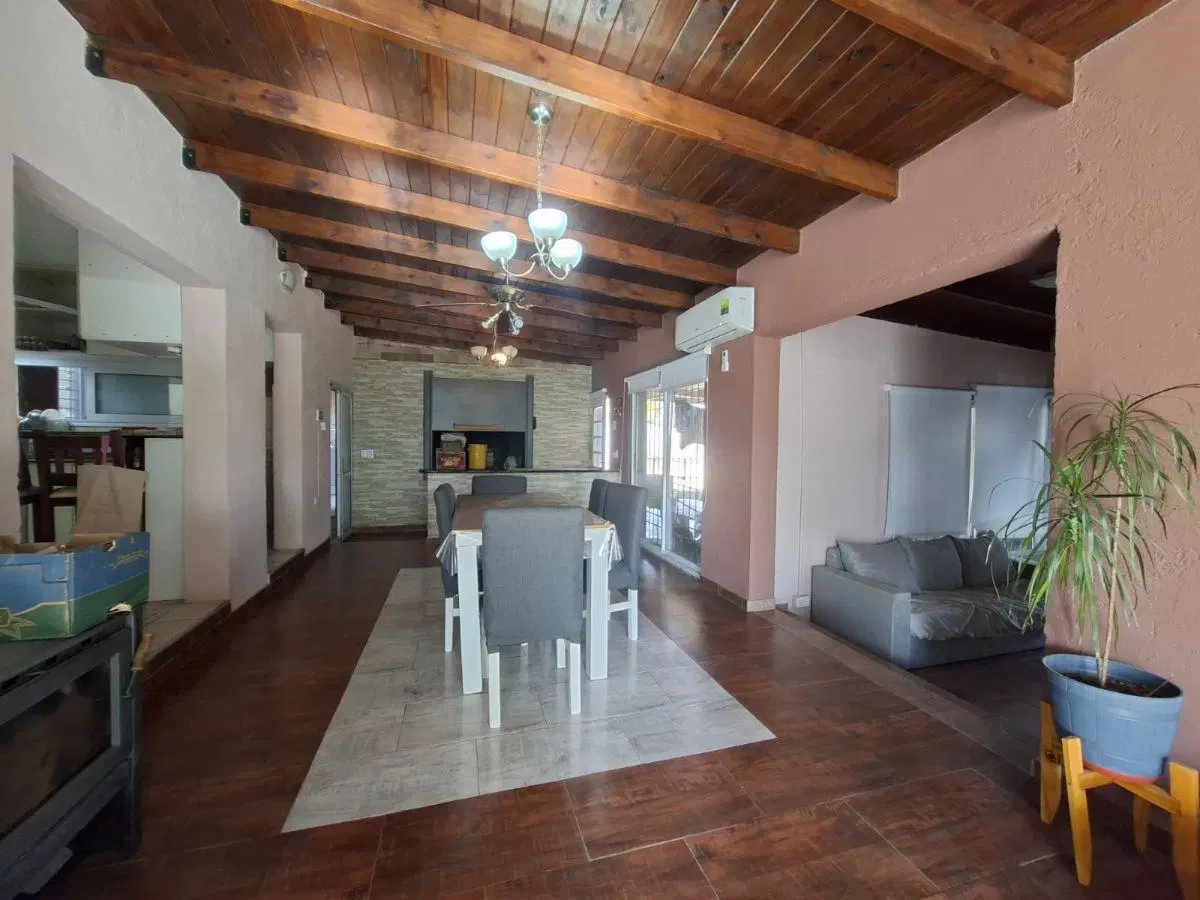 VENDO ESPECTACULAR CASA EN VILLA GIARDINO 1