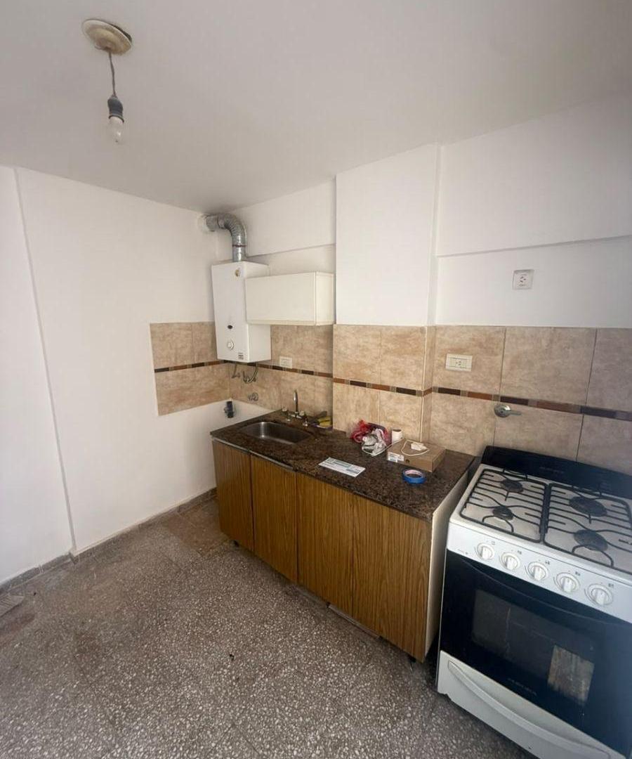 Foto de ALQUILO DEPARTAMENTO 2 DORMITORIOS EN PLENO CENTRO!!, imagen 5