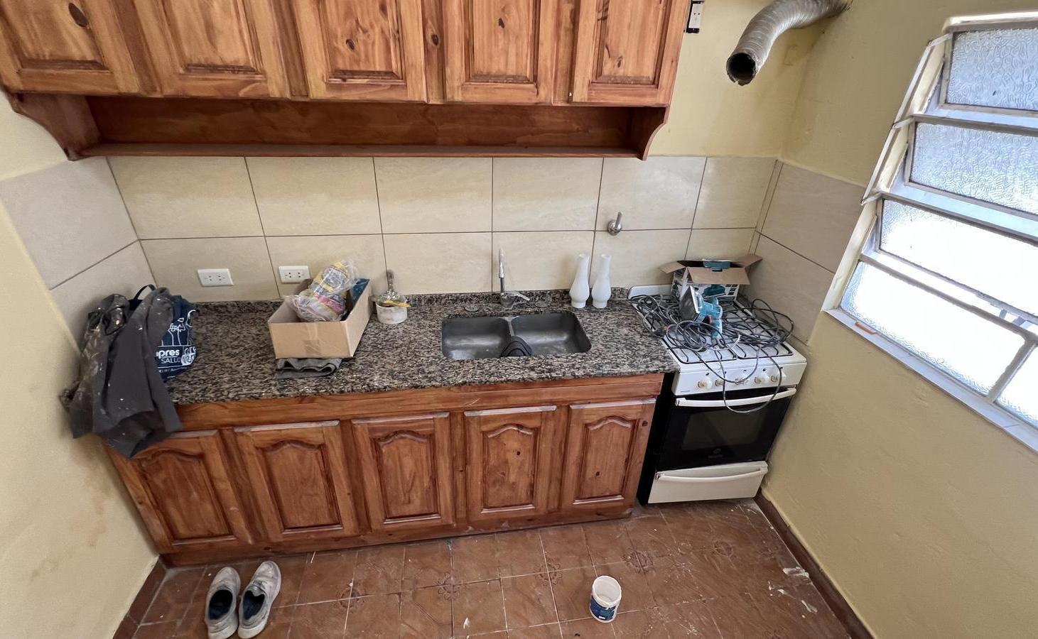Foto de PH Tipo Casa 4 Amb en Villa Ballester con Cochera, Jardín y Quincho, imagen 3