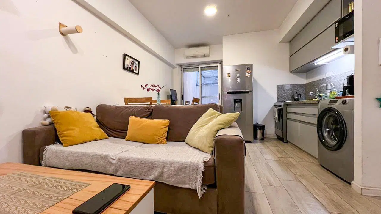 Monoambiente Impecable Al Frente Con Patio Propio, Amenities Y Bajas Expensas 3