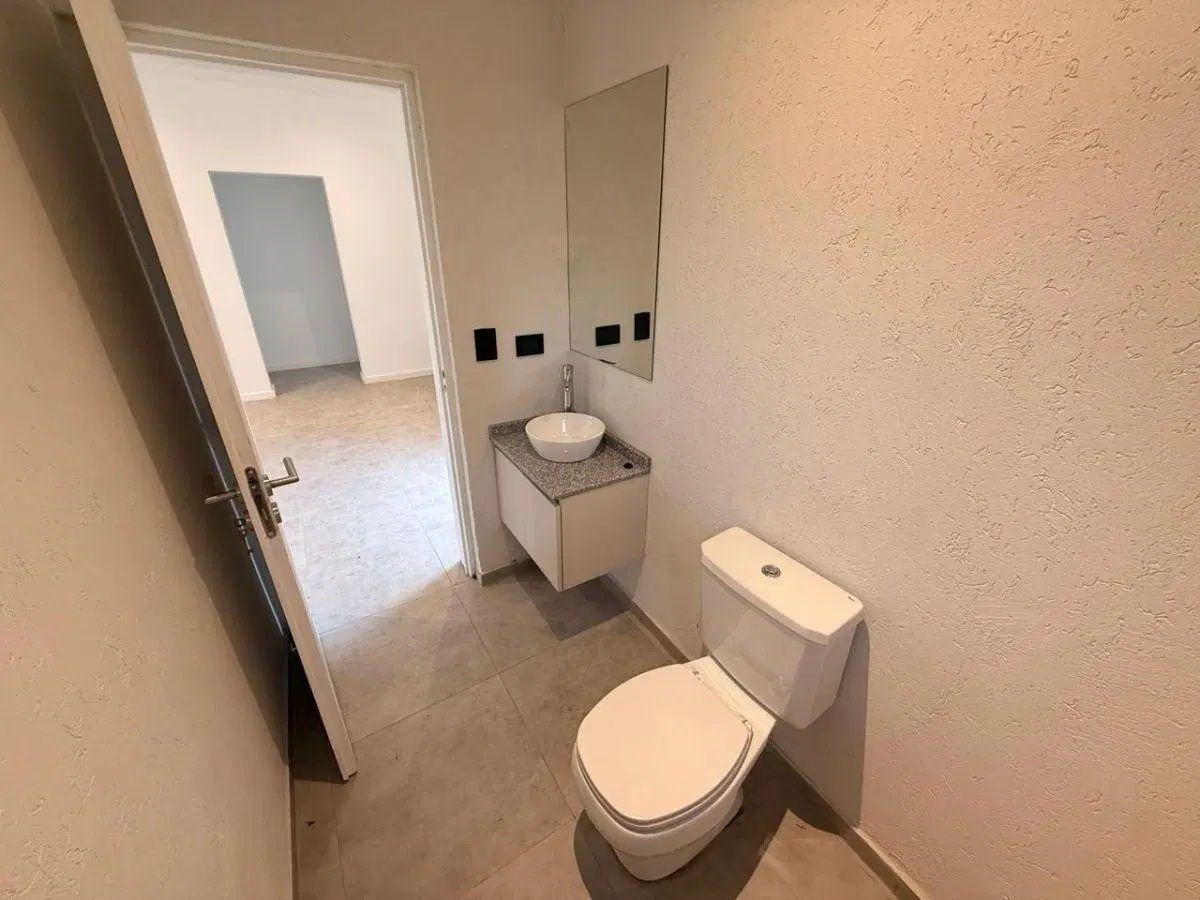 Casa en Venta en Pilar del Este 5
