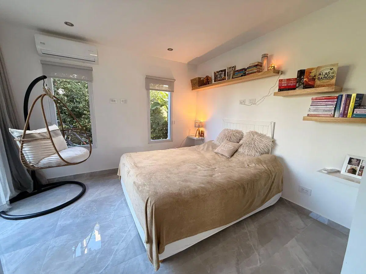 Casa en Venta 7 Ambientes en Pilar del Este 5