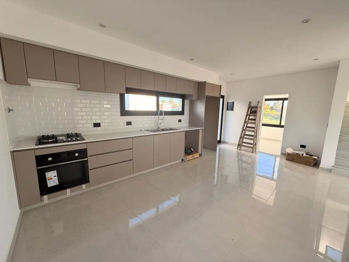 Casa en Venta en Pilar del Este 2