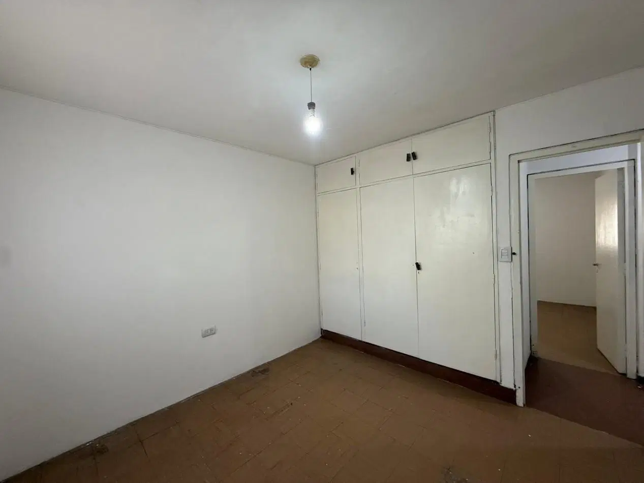 CASA EN VENTA - BARRIO LAS LOMAS 5