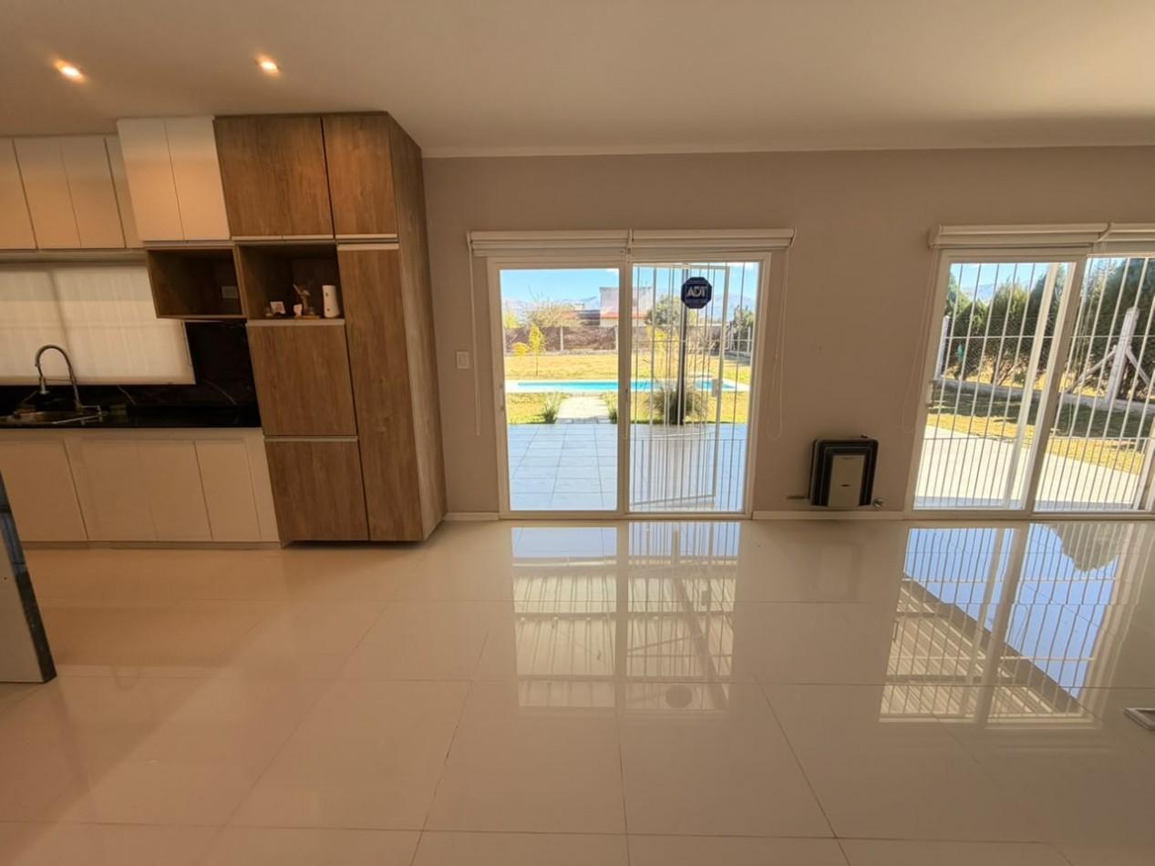 Foto de CASA- B° MIRAFLORES I, CERRILLOS, imagen 4