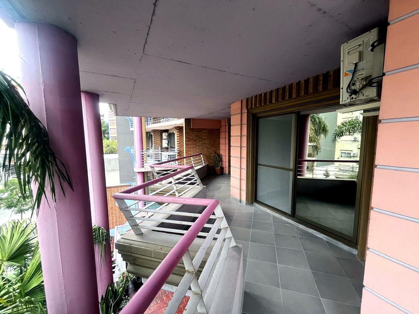Foto de Departamento de tres ambientes con cochera, centro de Moron, imagen 4