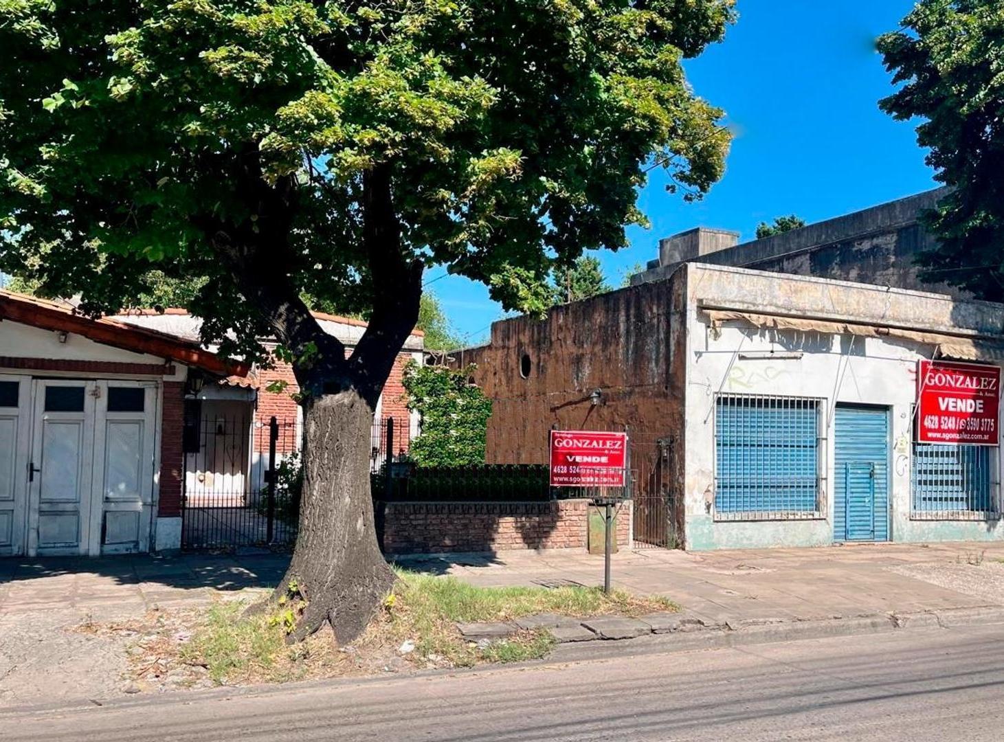 Foto de Facción de 1.000 M2 sobre Av. Brandsen a metros de Bacacay, imagen 1