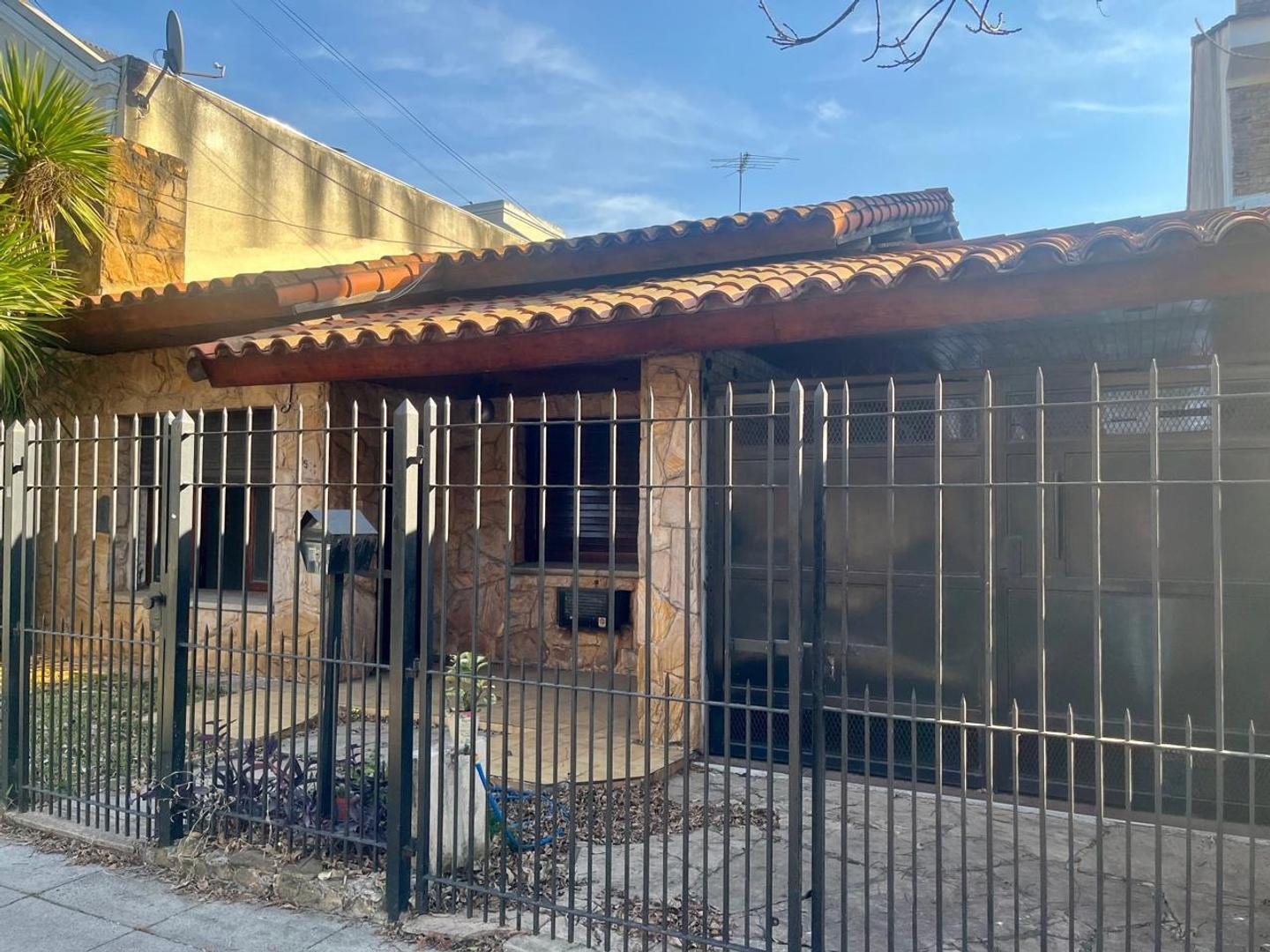 Foto de Chalet de cuatro dormitorios muy bien ubicado, imagen 1