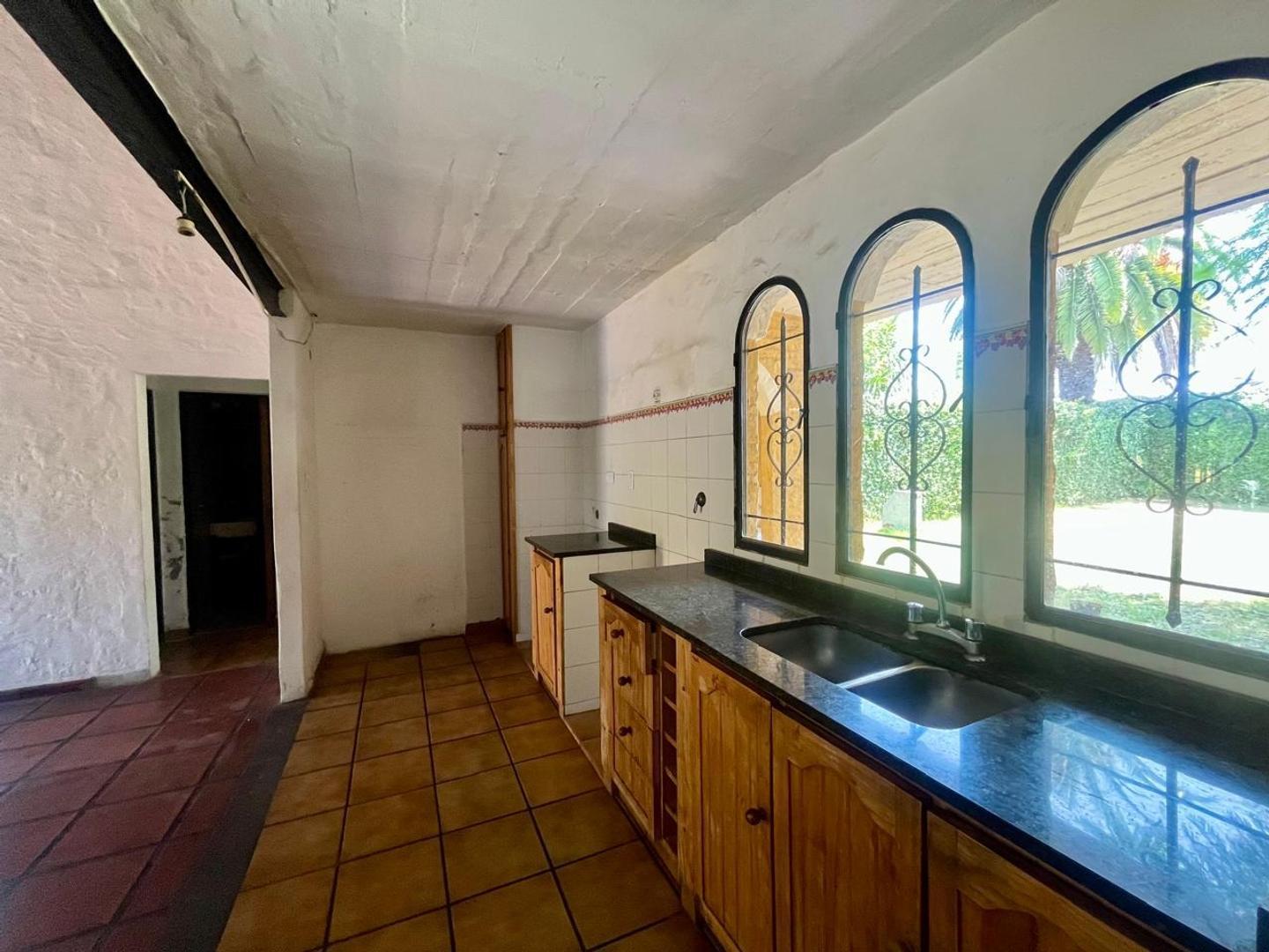 Foto de Oportunidad unica chalet con gran potencial, imagen 3
