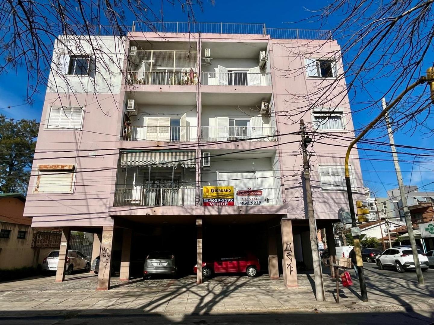 Foto de Depto tres ambientes con dos cocheras, imagen 2