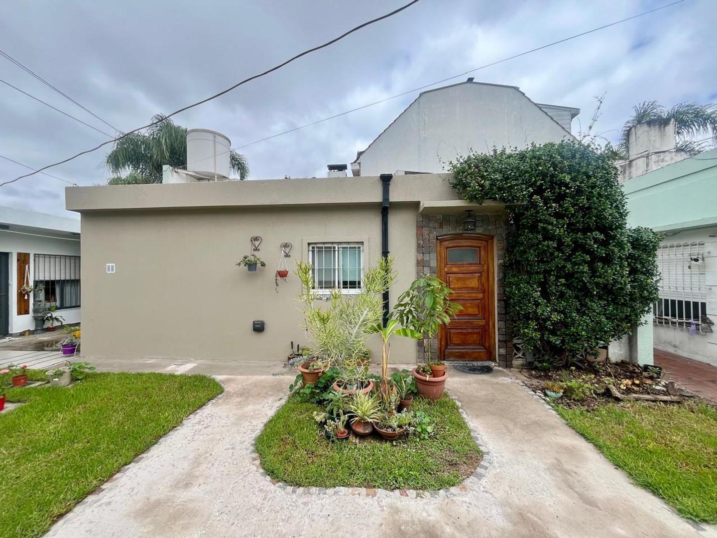 Foto de Casa tipo PH en complejo, muy bien ubicada, imagen 3