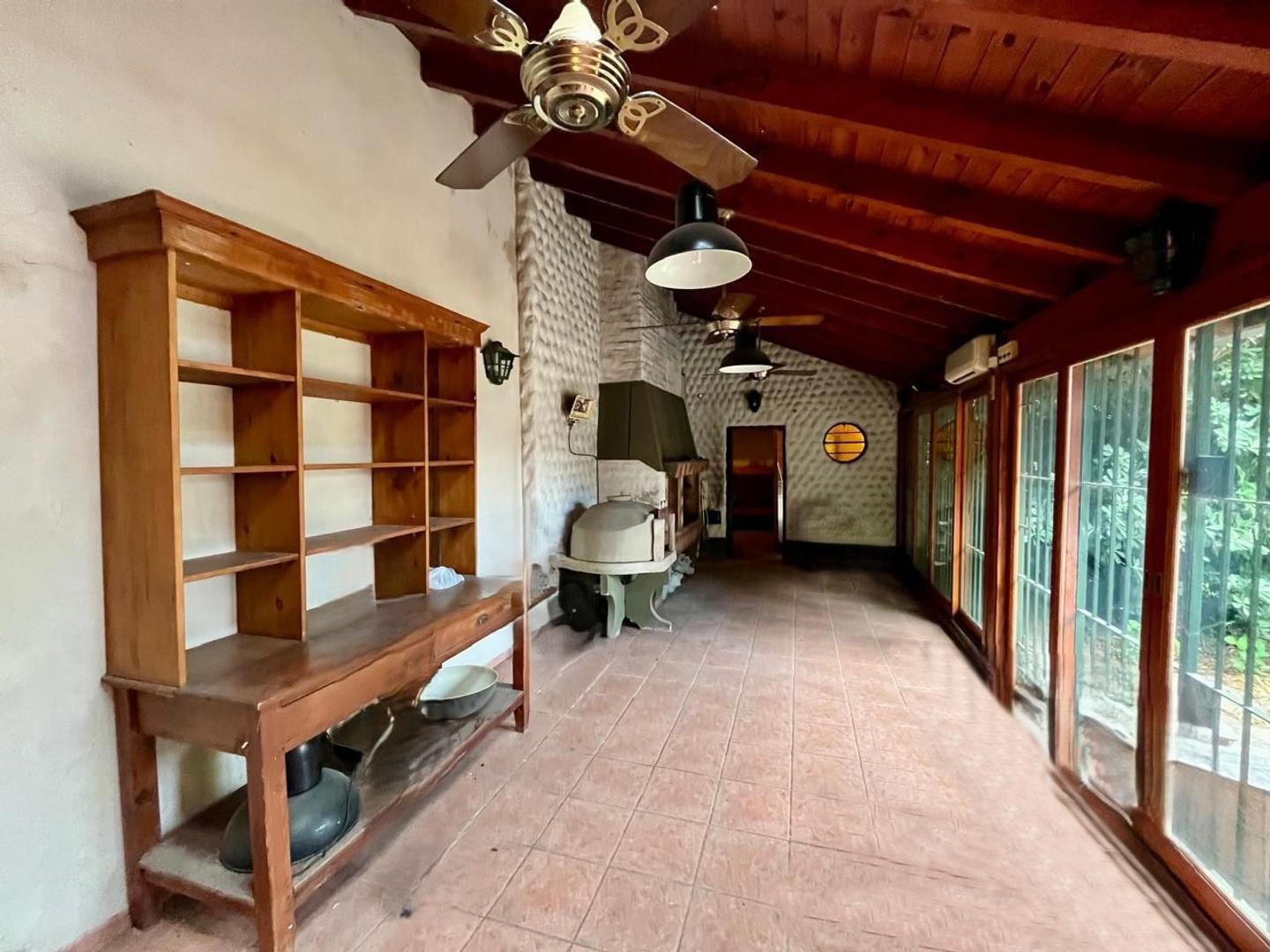 Foto de Chalet tipo "cabaña" sobre lote de 1.100 m2, imagen 5