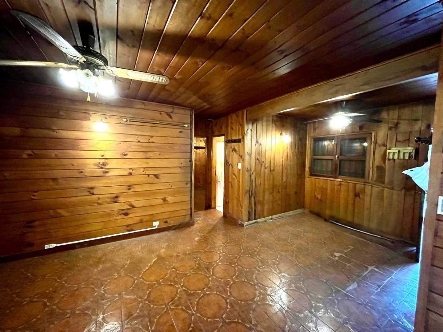 Foto de Chalet tipo "cabaña" sobre lote de 1.100 m2, imagen 3