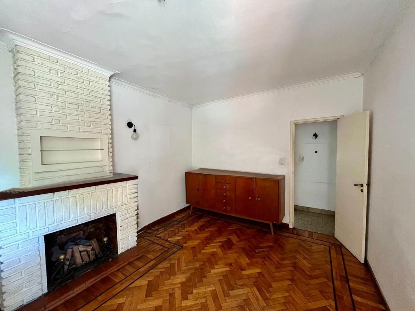 Foto de Chalet tradicional ubicado en Castelar Norte, imagen 3