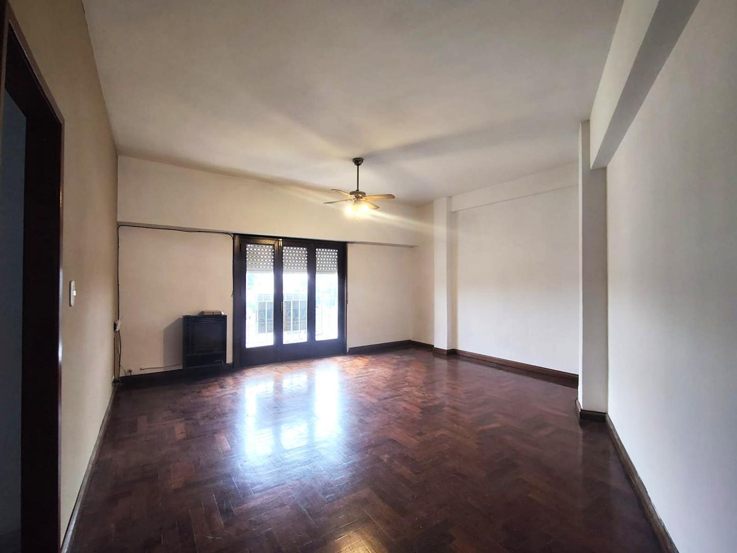 Foto de Departamento de tres amb zona Residencial, imagen 2