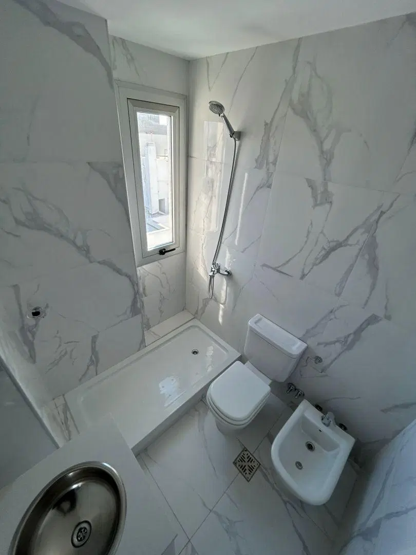 Departamento 2 ambientes. | Bulevard Pellegrini al 2900 4