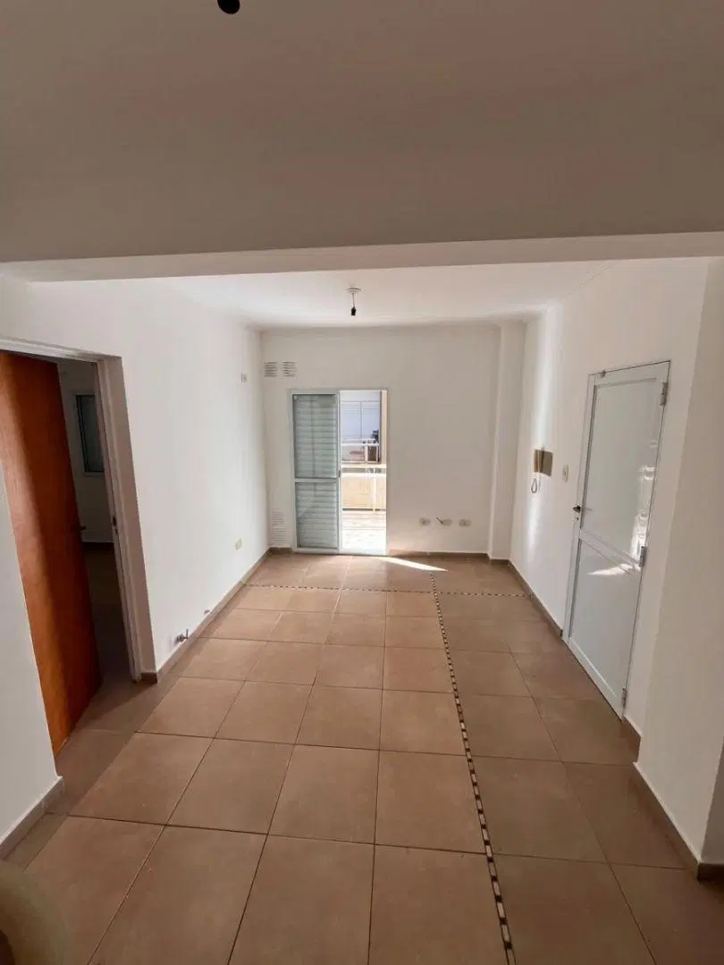 Departamento 2 ambientes. | San Jeronimo al 3700 2