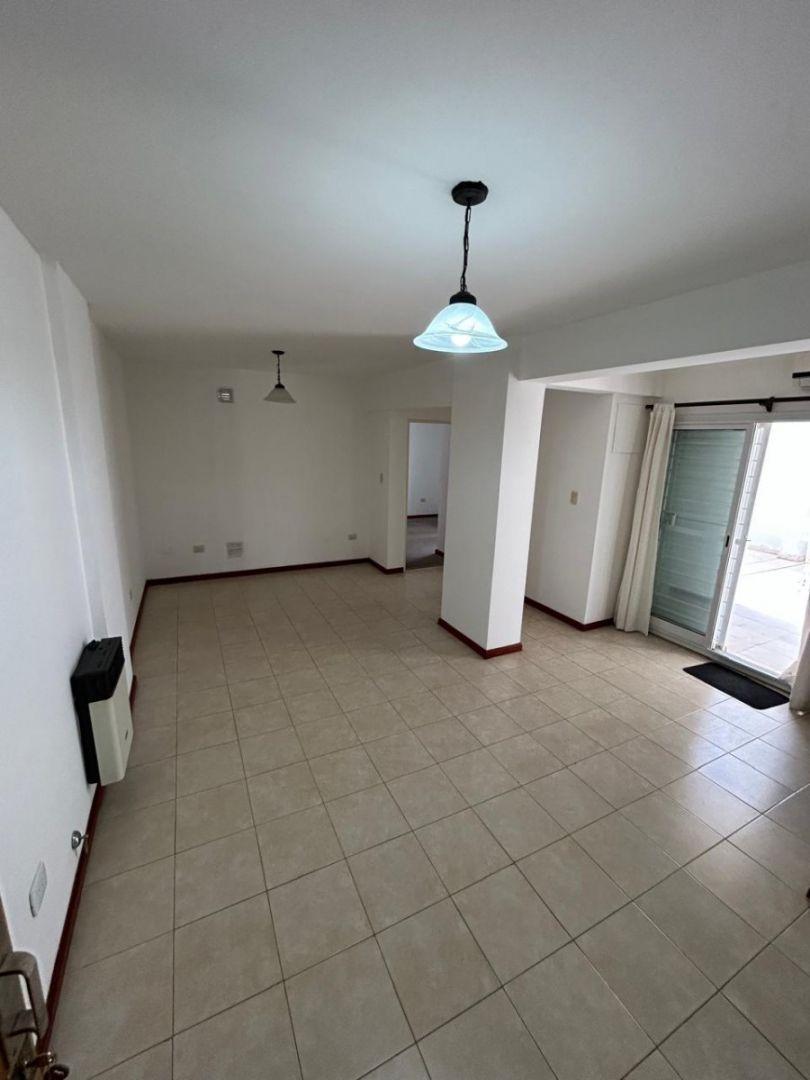Foto de Departamento en Alquiler Santa Fe Centro Hipolito Irigoyen al 2900, imagen 2