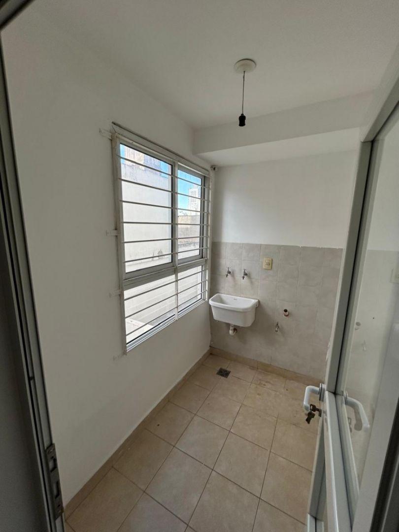 Foto de Departamento en Alquiler Santa Fe Centro Hipolito Irigoyen al 2900, imagen 3