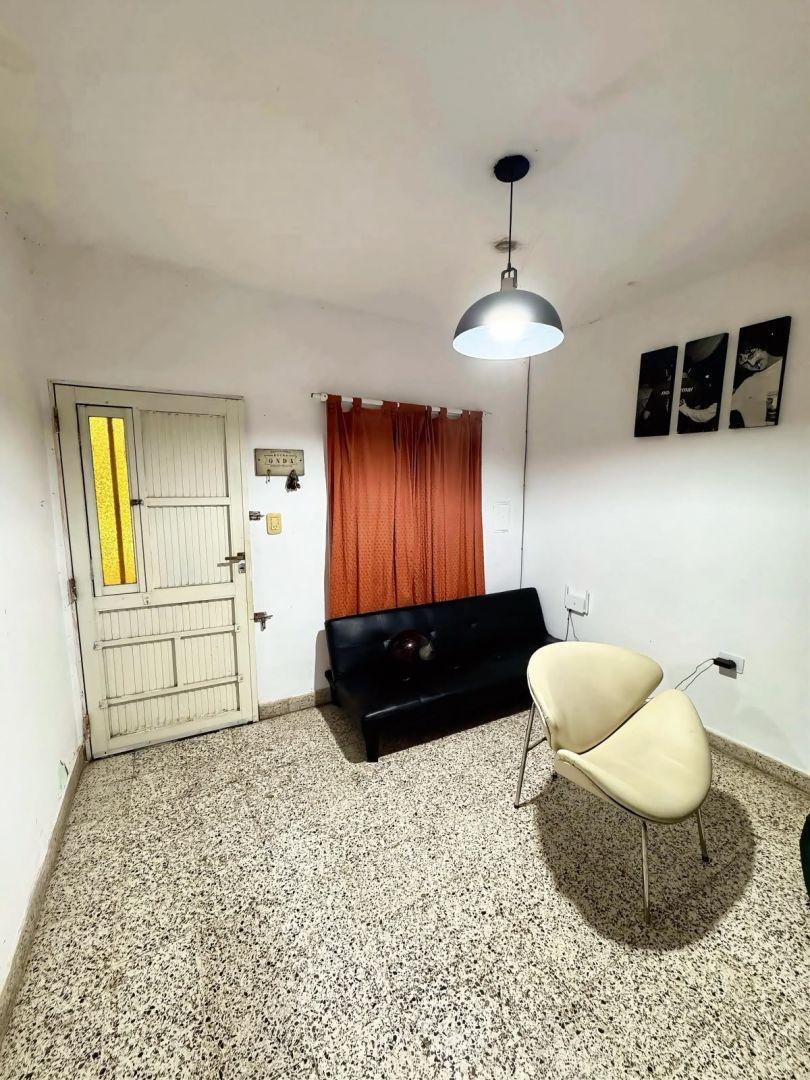Foto de Venta Casa + Departamento en Guadalupe Oeste, imagen 2