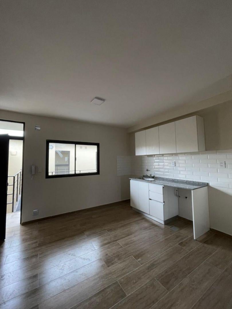 Foto de Departamento en Venta 1D Santa Fe Maria Selva Mitre al 6700, imagen 5