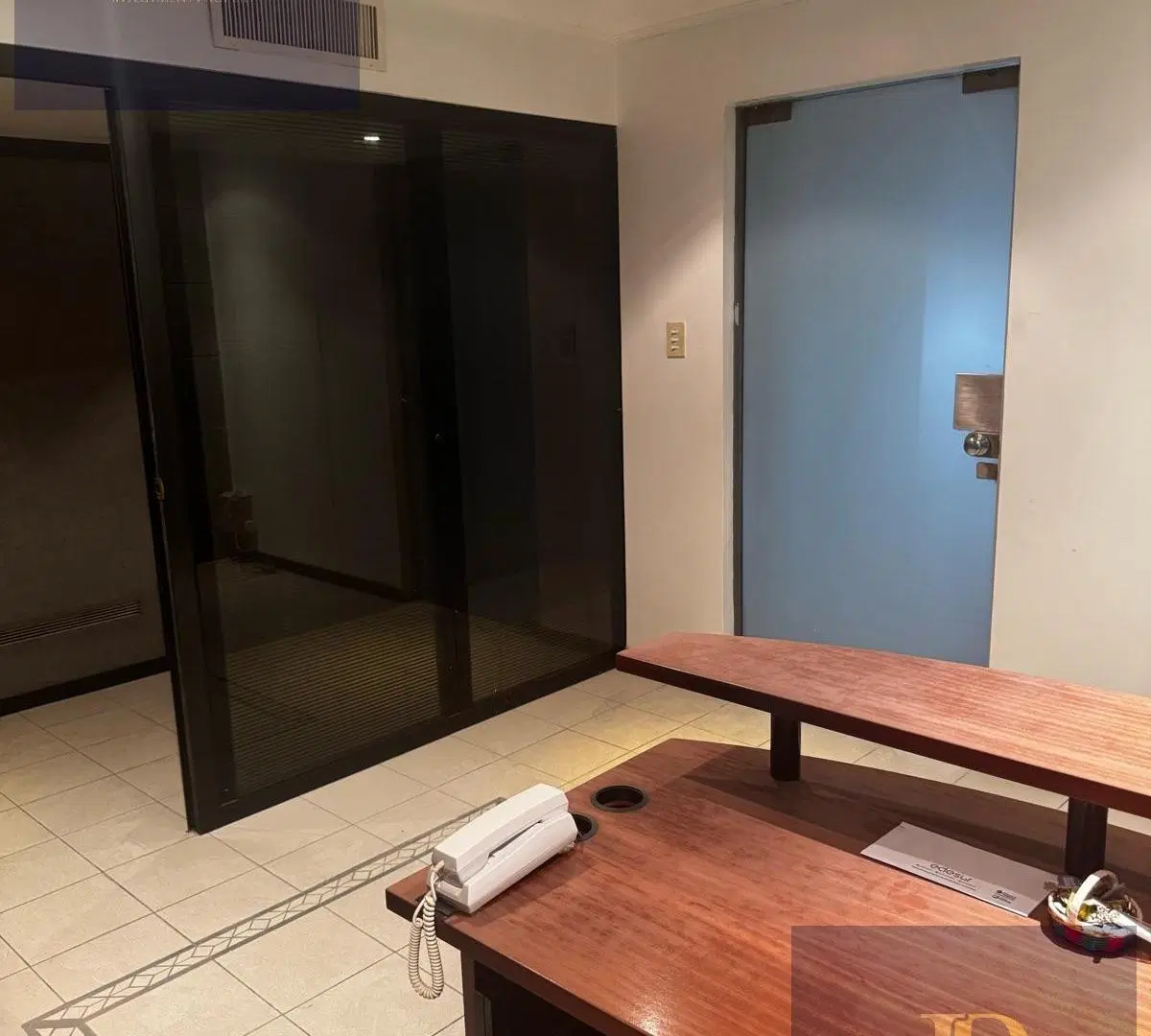 VENTA/ALQUILER Oficina Departamento APTO VIVIENDA APTO PROFESIONAL 5 Ambientes Con palier privado 5