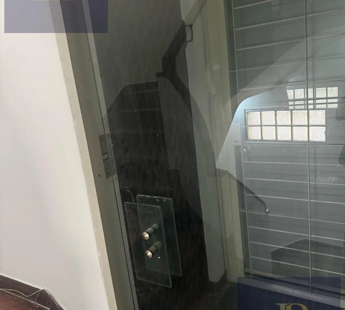 VENTA/ALQUILER Oficina Departamento APTO VIVIENDA APTO PROFESIONAL 5 Ambientes Con palier privado 2