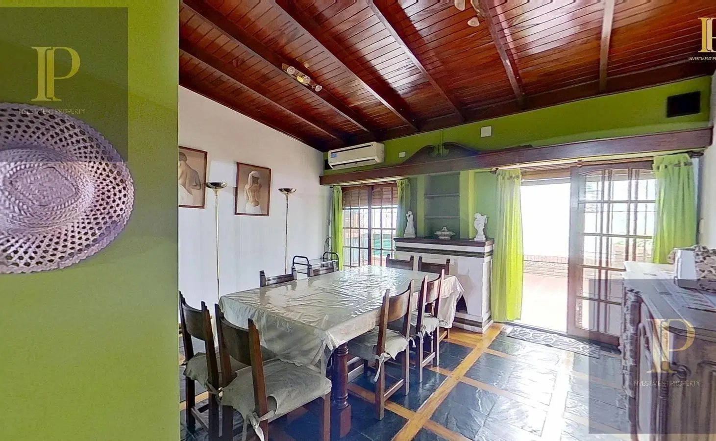 Departamento 4 ambientes con 2 patios, parrilla y cochera 5
