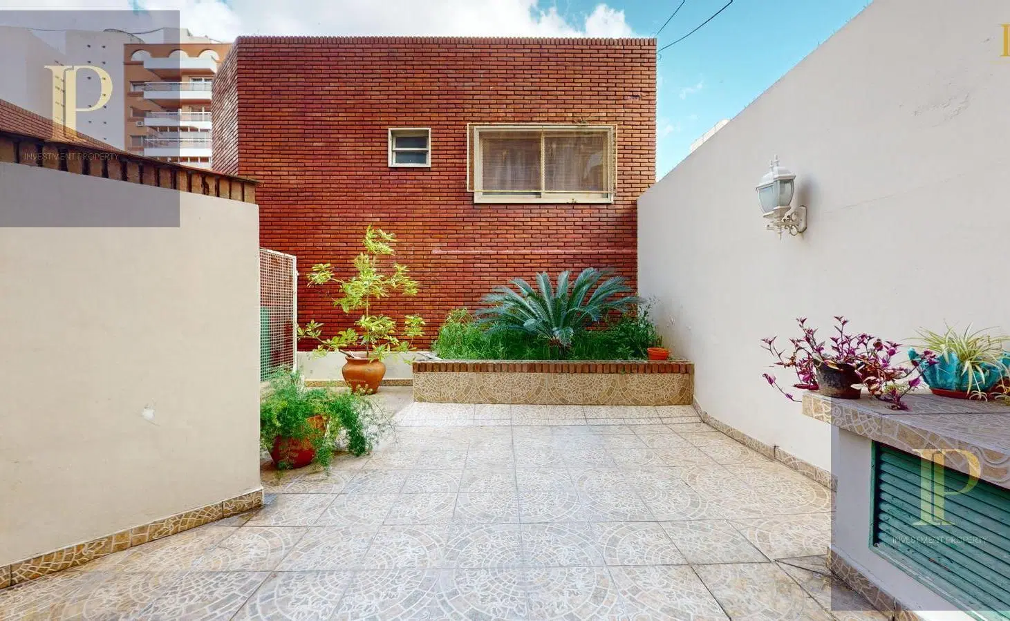 Venta departamento 4 ambientes con patio y cocheras en Avellaneda centro 4