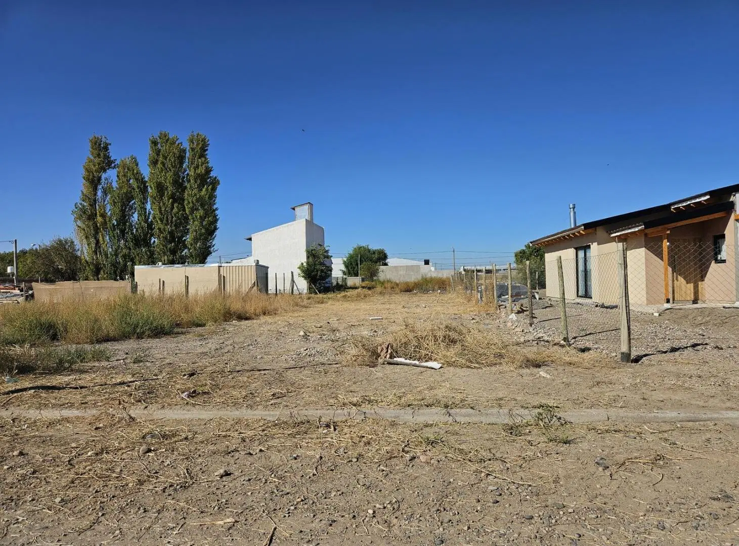 Terreno en Valentina Norte, Acacias Barrio Parque 3