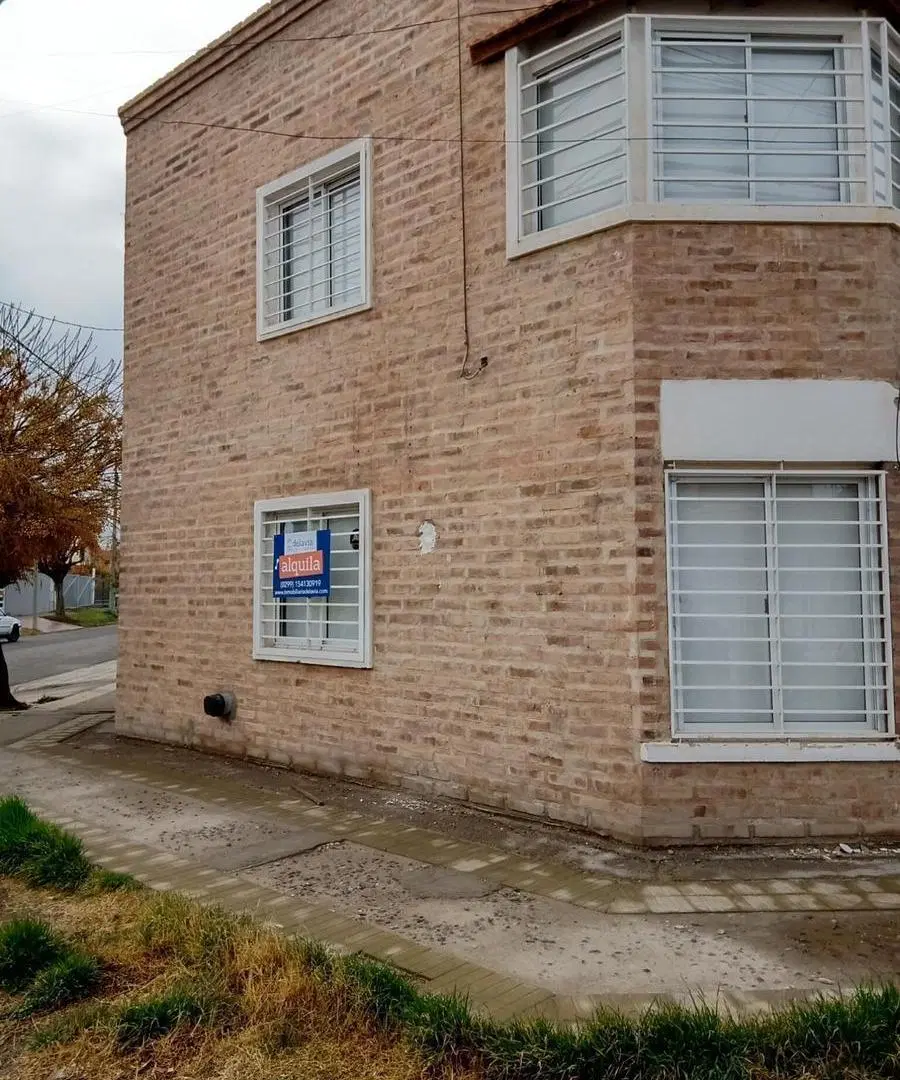 DUPLEX DE 3 DORMITORIOS EN ALQUILER EN NEUQUÉN CAPITAL 1