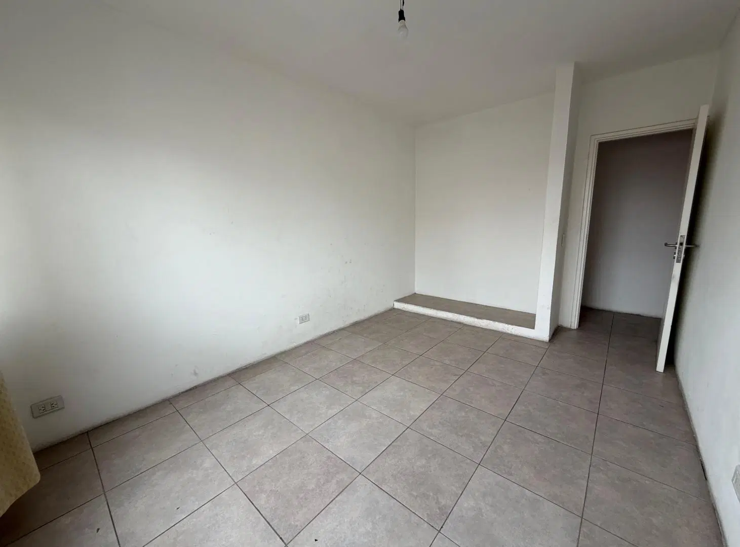 DEPARTAMENTO EN VENTA EN GUAYMALLEN 8
