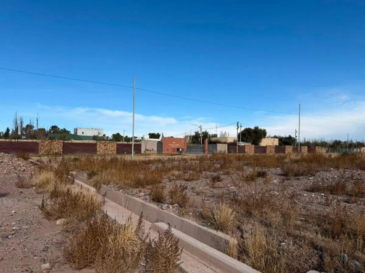 LOTE EN VENTA EN BARRIO JARDIN AMET RUSELL MAIPU 3