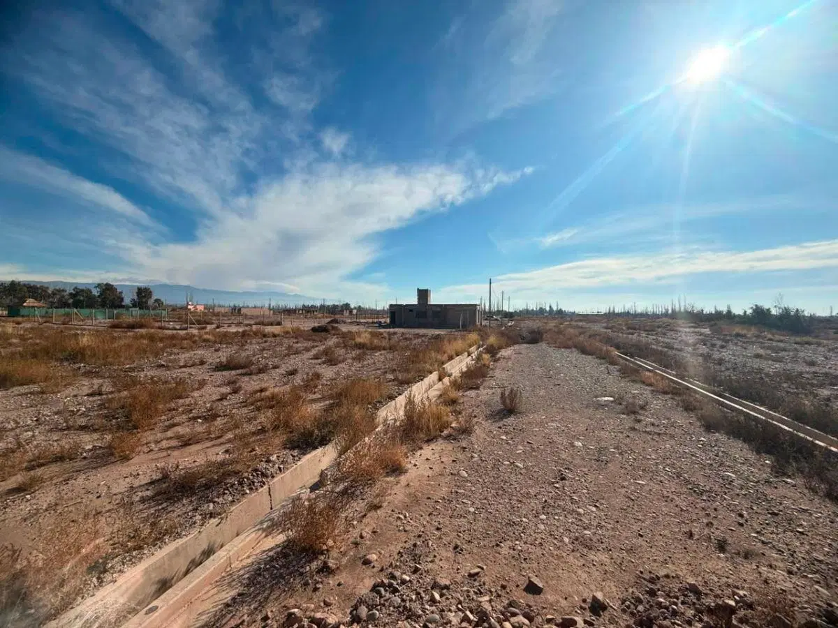LOTE EN VENTA EN BARRIO JARDIN AMET RUSELL MAIPU 8