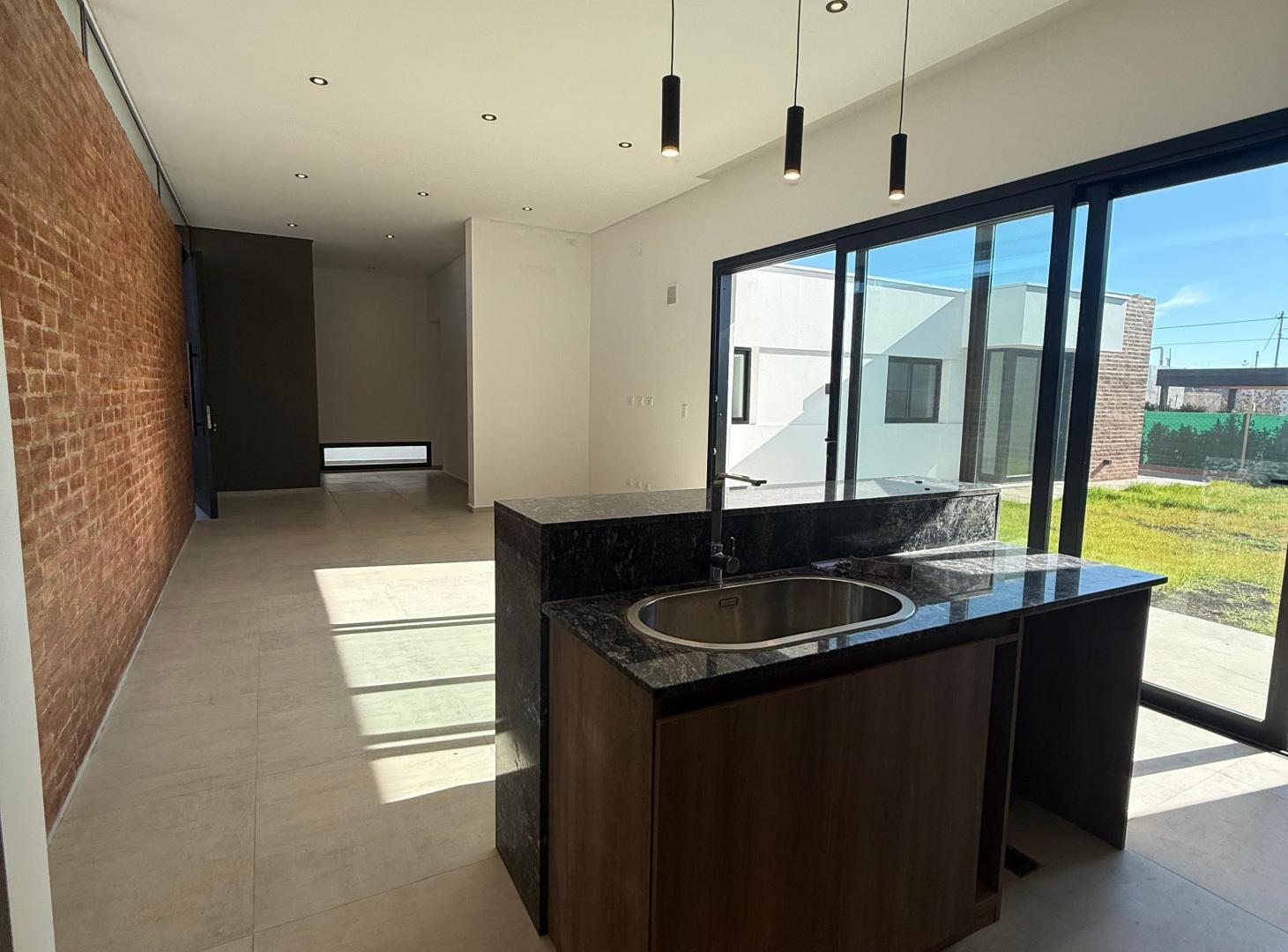 Foto de CASA DE CATEGORIA EN VENTA A ESTRENAR, imagen 3
