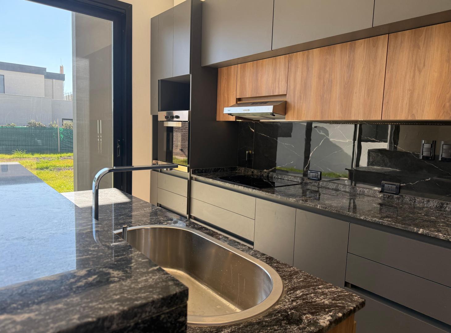 Foto de CASA DE CATEGORIA EN VENTA A ESTRENAR, imagen 4