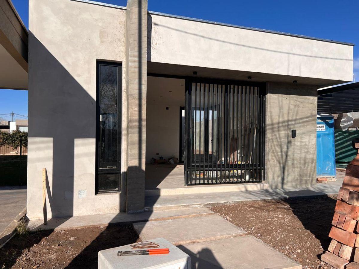 Foto de CASA EN VENTA BARRIO GARDENS, imagen 3