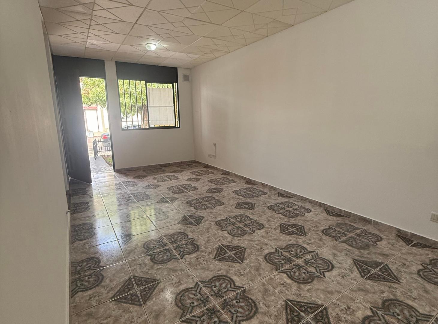 Foto de CASA EN ALQUILER LUZURIAGA MAIPU, imagen 3