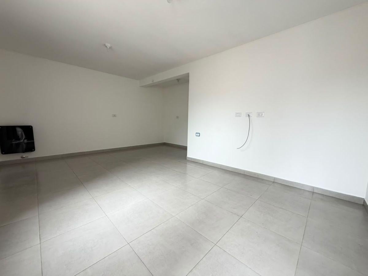 Foto de DEPARTAMENTO TIPO CASA EN ALQUILER EN GUAYMALLEN, imagen 4