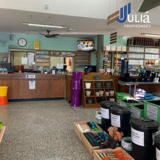 Foto de VENTA EDIFICIO COMERCIAL + DEPÓSITO+ DEPARTAMENTO- CENTRO-NEUQUEN, imagen 3