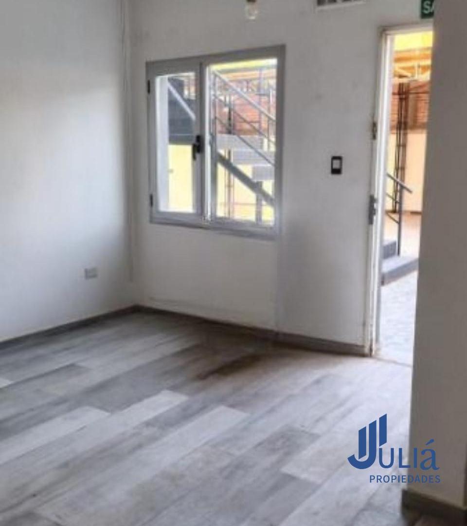 ALQUILER LOCAL COMERCIAL CINCO SALTOS- A METROS DE RUTA 151