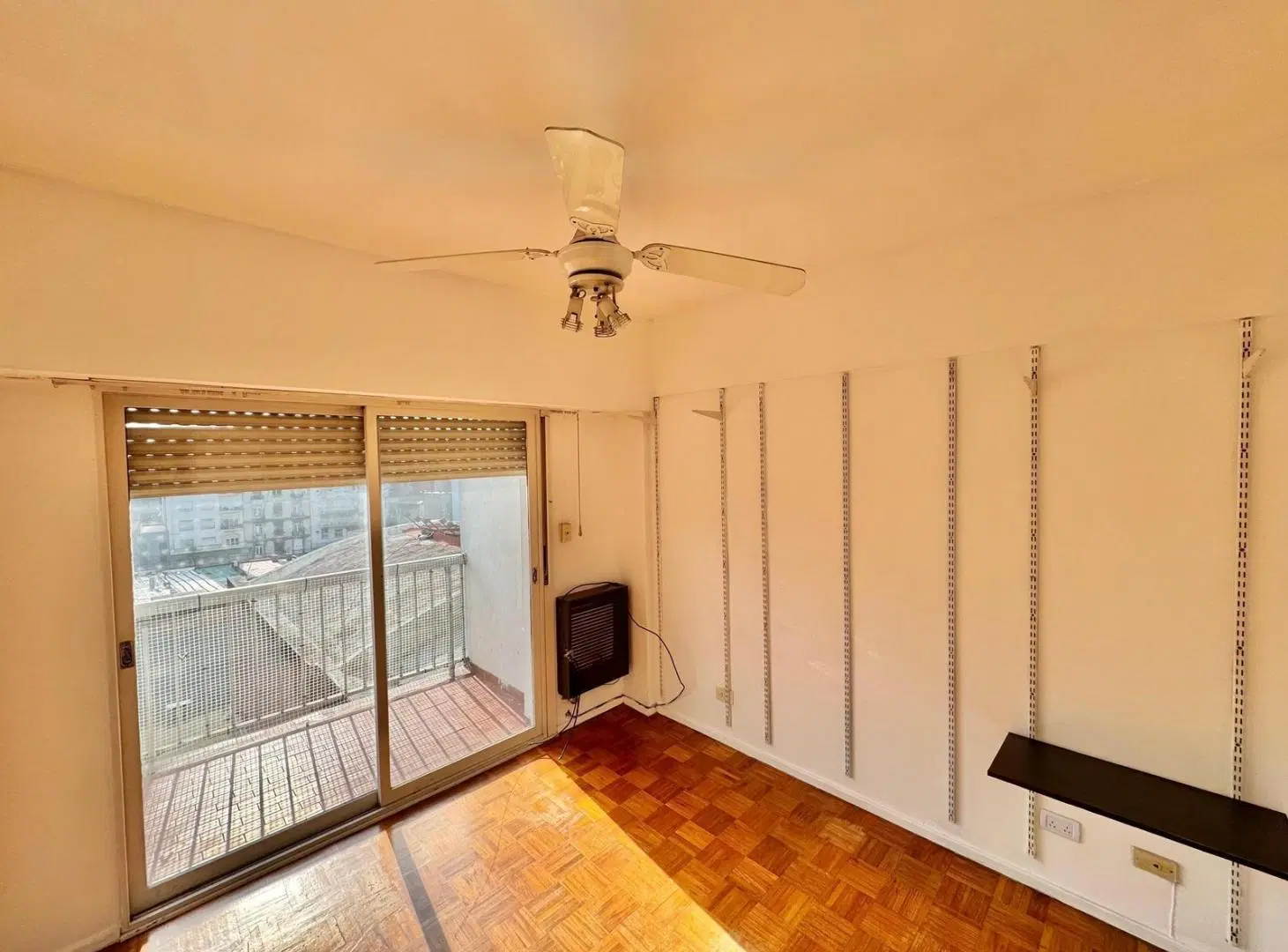 Departamento en venta 3 ambientes con dependencia Balvanera Luminoso! 4