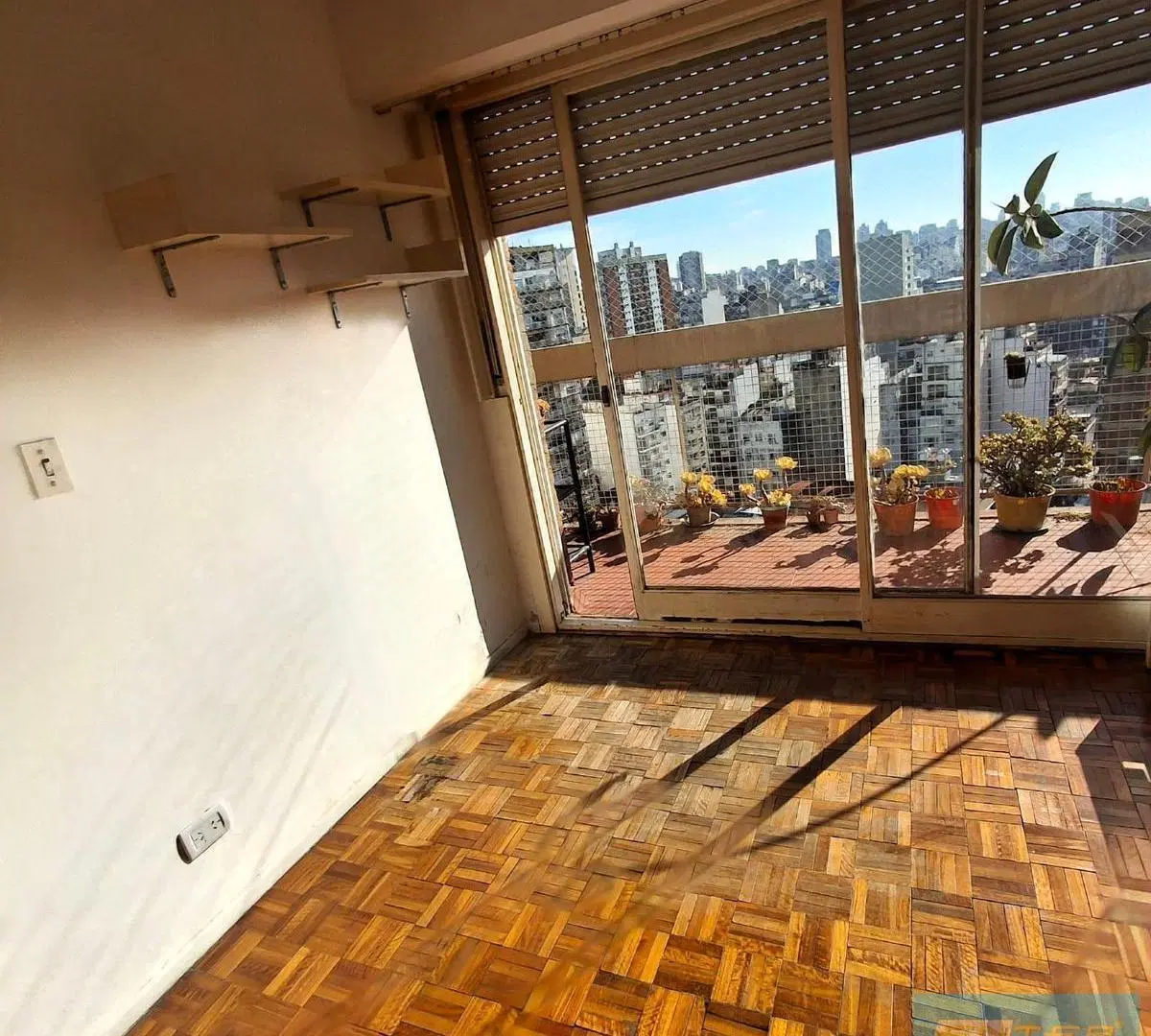 Departamento en Venta 2 Ambientes Balvanera Vista panoramica! 8