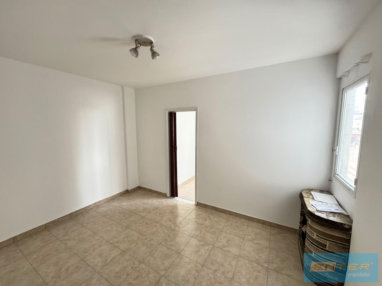 Foto de Departamento en alquiler Balvanera 2 ambientes luminoso!, imagen 3
